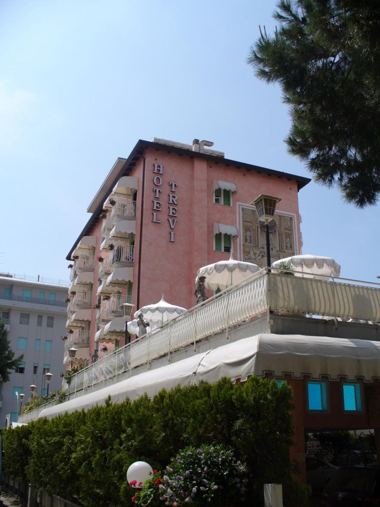 Hotel Trevi リド・ディ・イエゾロ エクステリア 写真